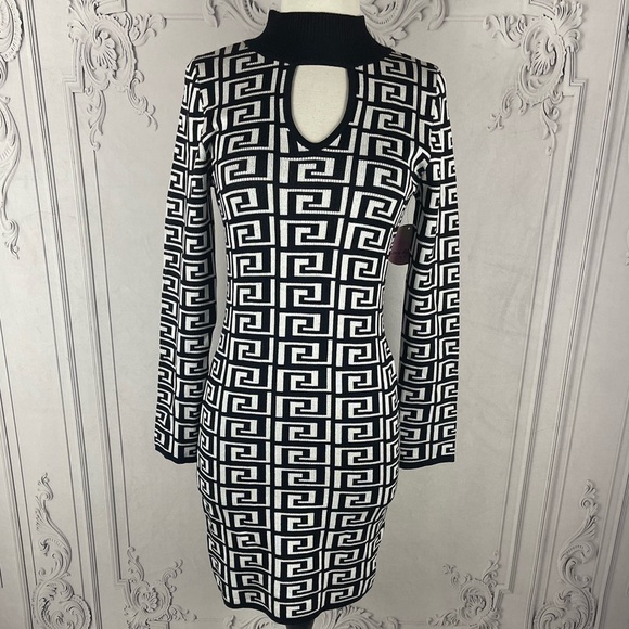 Greek Key Keyhole Midi Sweater Dress - Picture 2 of 5